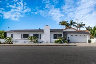 3619 N Poinsettia Ave in Manhattan Beach, CA - Building Photo