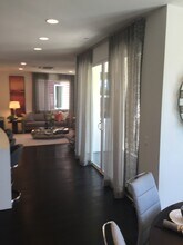 826 Brickyard Ln in Costa Mesa, CA - Building Photo - Building Photo