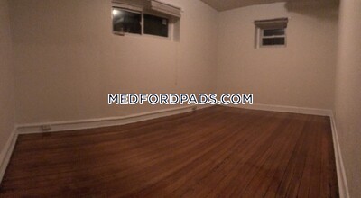 53 Fellsway W in Medford, MA - Building Photo - Building Photo