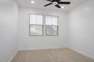 2353 E Castanets Dr in Gilbert, AZ - Building Photo - Building Photo