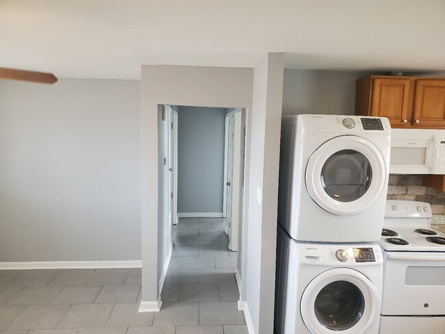 4034 Dale St, Unit Apartment C in New Orleans, LA - Building Photo - Building Photo