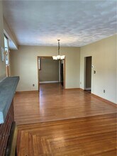 972 Reservoir Ave in Cranston, RI - Building Photo - Building Photo