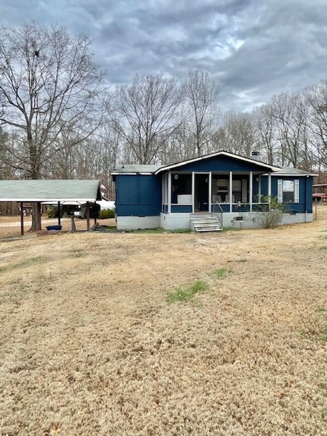 640 Lee Road 424 in Salem, AL - Building Photo - Building Photo
