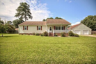 335 Park Manor Rd in Portsmouth, VA - Building Photo - Building Photo