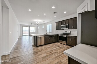 11196 N 168th Dr in Surprise, AZ - Building Photo - Building Photo