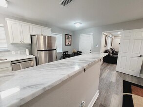 1906 Karen Ln in Tallahassee, FL - Building Photo - Building Photo