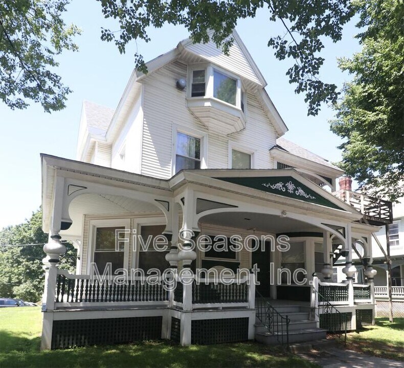 134 Buell St in Burlington, VT - Foto de edificio