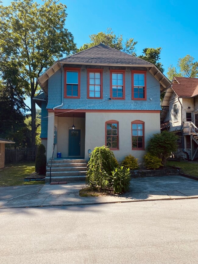 property at 102 Watson Ct