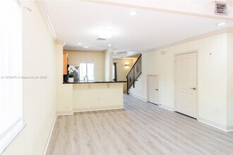 11647 NE 18th Dr in North Miami, FL - Building Photo - Building Photo