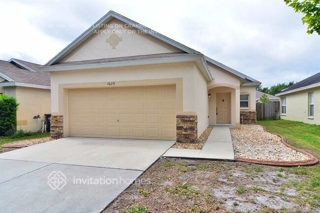 property at 7629 Clovelly Park Pl