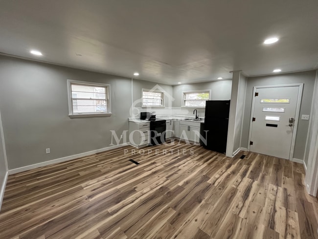 815 S Main St, Unit A in New Castle, IN - Foto de edificio - Building Photo