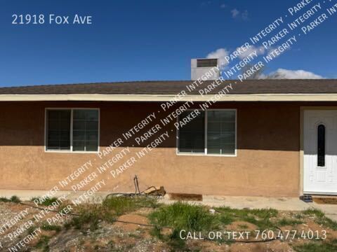 21918 Fox Ave in Apple Valley, CA - Building Photo