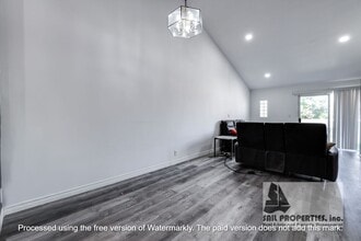 5500 Torrance Blvd in Torrance, CA - Building Photo - Building Photo