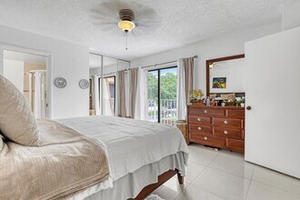 728 Mill Valley Pl in West Palm Beach, FL - Building Photo - Building Photo