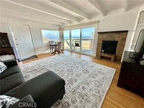 691 Cliff Dr in Laguna Beach, CA - Building Photo - Building Photo