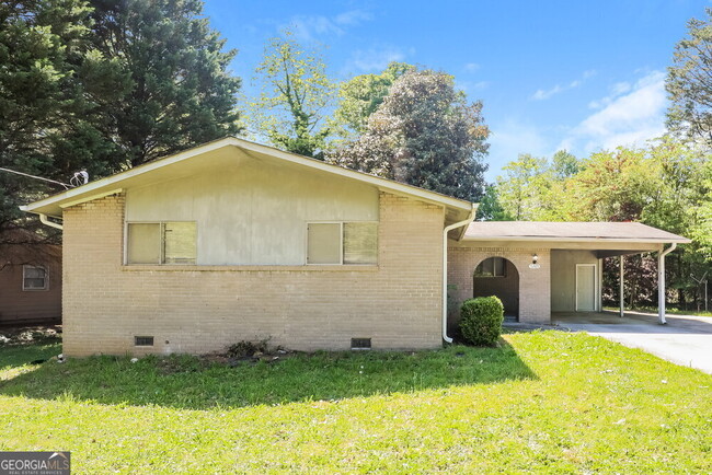 property at 5269 The Savoy
