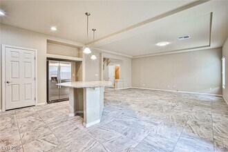 7230 Summit Lake Ct in Las Vegas, NV - Building Photo - Building Photo