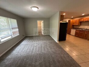 7717 E 110th St in Kansas City, MO - Building Photo - Building Photo