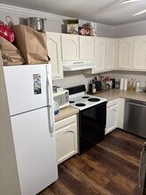 2076 Chateau Ct, Unit Cyle’s Condo in Grafton, WI - Foto de edificio - Building Photo