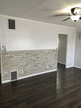 441 Keller Ave in Waukegan, IL - Building Photo - Building Photo