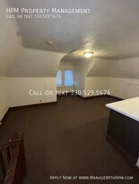 34 Grand Ave in Akron, OH - Building Photo