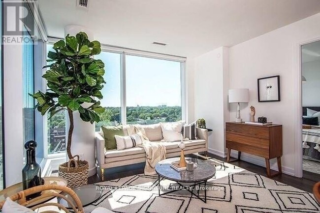 property at 18-3518 Erskine Ave