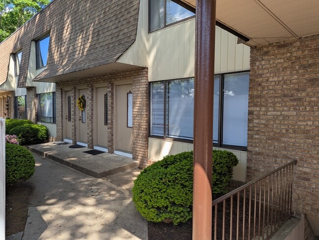90 Kinderkamack Rd