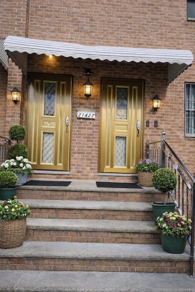 property at 21427 38th Ave