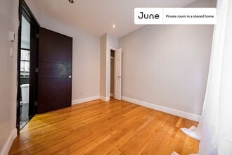 Private bedroom in 3 bed/1 bath Home in New York, NY - Building Photo - Building Photo