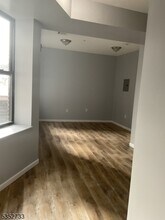 41 Victoria Ave in Newark, NJ - Building Photo - Building Photo