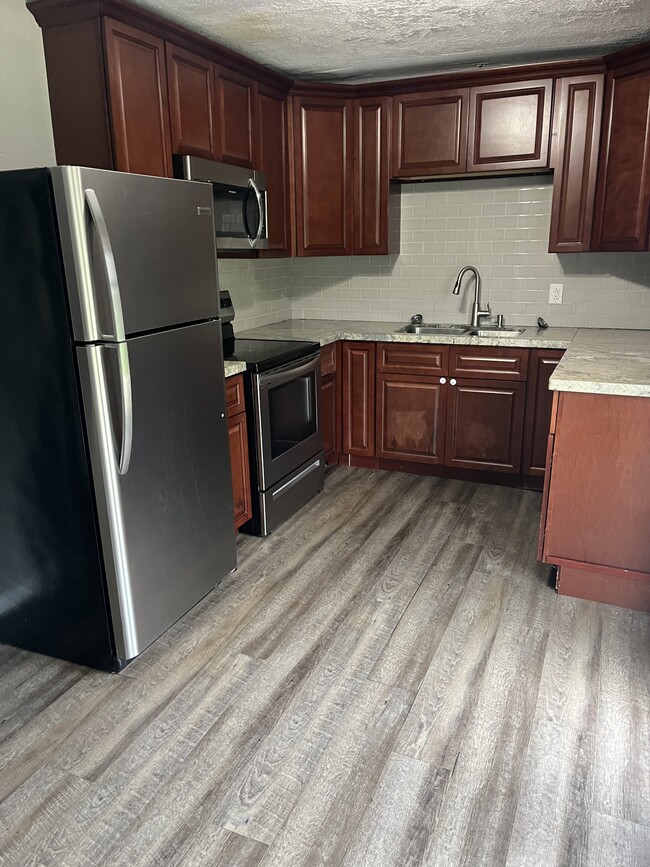 property at 5370 Laverna Dr