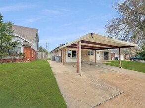 6707 NW Compass Dr in Lawton, OK - Building Photo - Building Photo