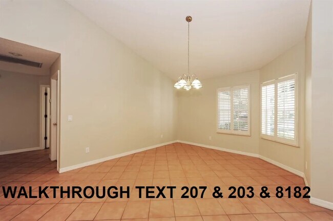 16804 Windsor Park Dr in Lutz, FL - Building Photo - Building Photo