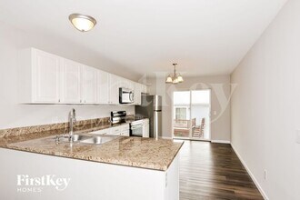 100 Eisenhower Dr in St. Peters, MO - Building Photo - Building Photo