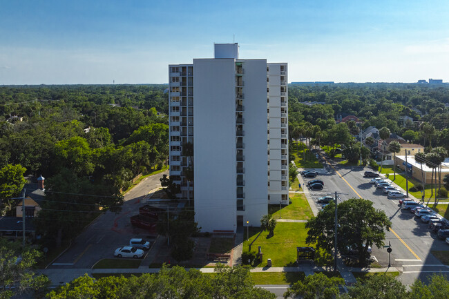 Maley Apartments in Daytona Beach, FL - Building Photo - Building Photo