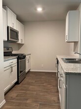 935 Empress Brilliant in San Antonio, TX - Building Photo - Building Photo