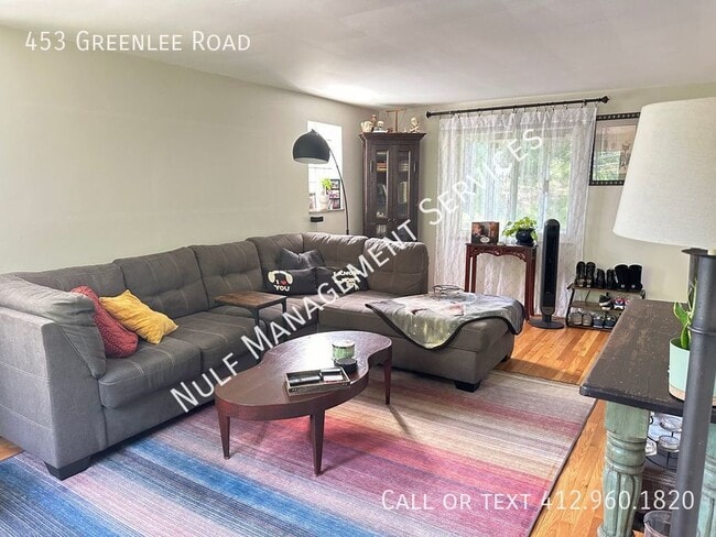 453 Greenlee Rd in Pittsburgh, PA - Building Photo - Building Photo