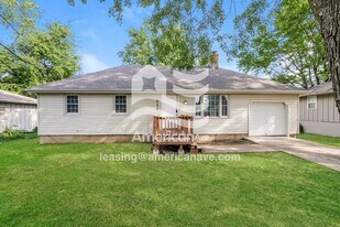 314 SW Glendana St in Lee's Summit, MO - Building Photo