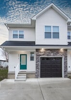 2014 Cherry St in Hurricane, WV - Building Photo