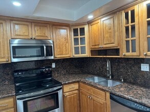 5731 NW 37th St in Virginia Gardens, FL - Building Photo - Building Photo