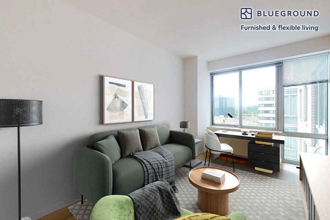 27 Barker Ave in White Plains, NY - Building Photo