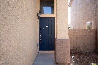 4728 Killington St in Las Vegas, NV - Building Photo - Building Photo