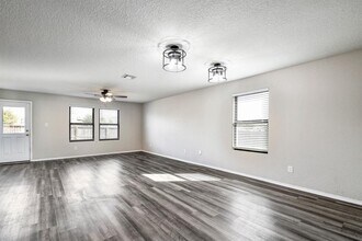 2403 Pechora Pipit in Canyon Lake, TX - Building Photo - Building Photo