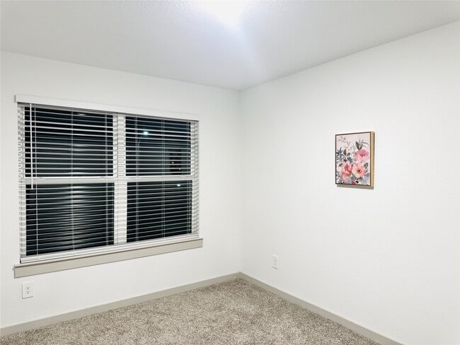 property at 28939 Yachting Pt Ct