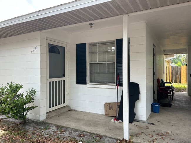 property at 724 NE 12th St