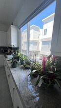 1854 S Westside Dr in Anaheim, CA - Building Photo - Building Photo