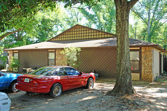 6832 Tiki Ln in Pensacola, FL - Building Photo - Building Photo