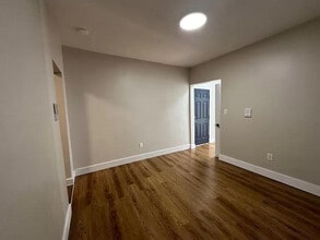 18 Reed St in Jersey City, NJ - Building Photo - Building Photo