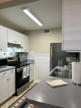 4702 Joseph Ct, Unit 2 Bdrm 1 Bath in Tampa, FL - Foto de edificio - Building Photo