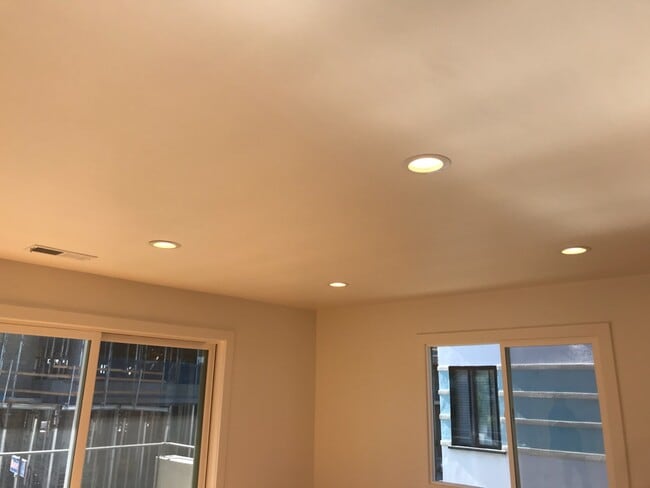 21 Alamitos Ave, Unit 3 in Long Beach, CA - Foto de edificio - Building Photo